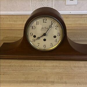 Seth Thomas Westminster chime Brown Mantel Clock- does not have key